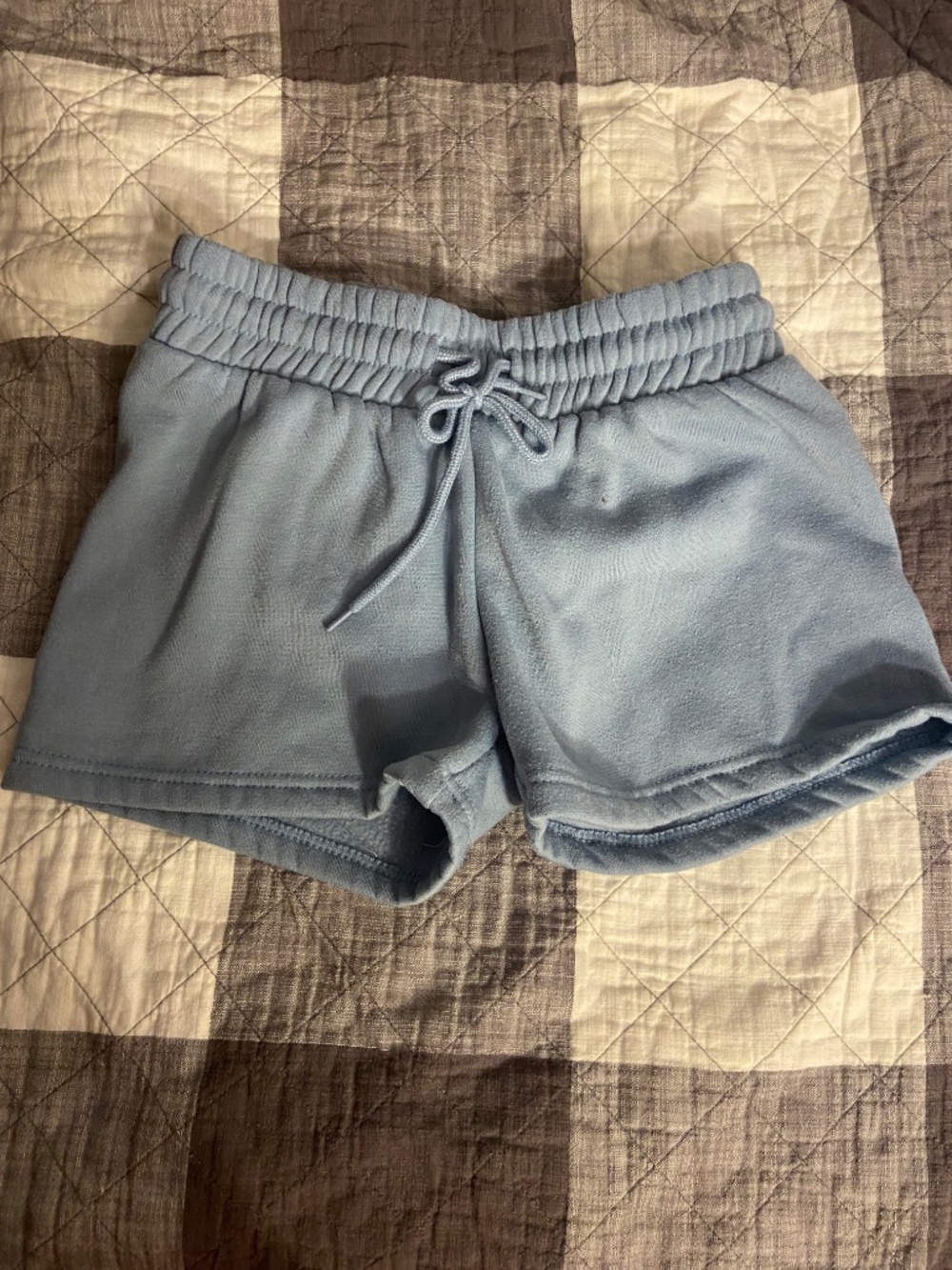 Love Streak Sweat Shorts - Picture 2 of 2